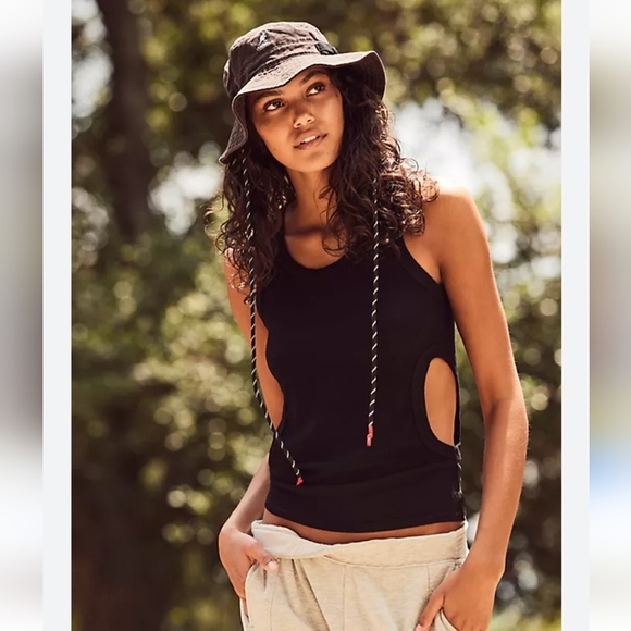 NWT Free People Ribbed Cut Out Tank Extra Small - Picture 6 of 6